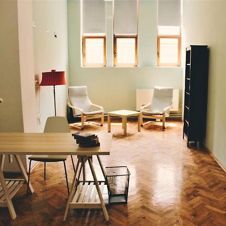 B13 Hostel Sibiu Ngoại thất bức ảnh