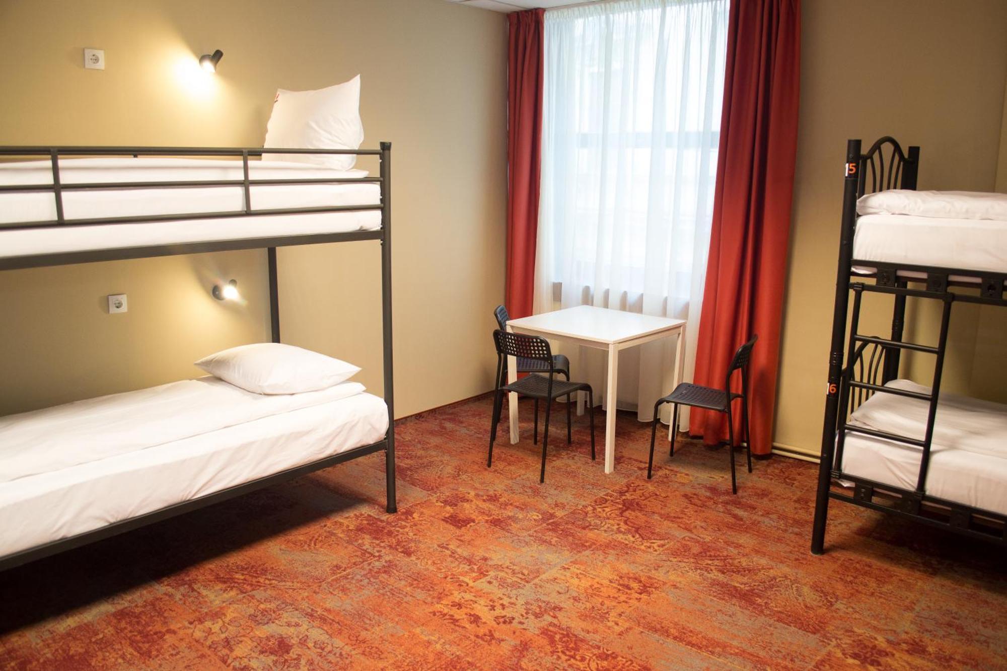 B13 Hostel Sibiu Ngoại thất bức ảnh