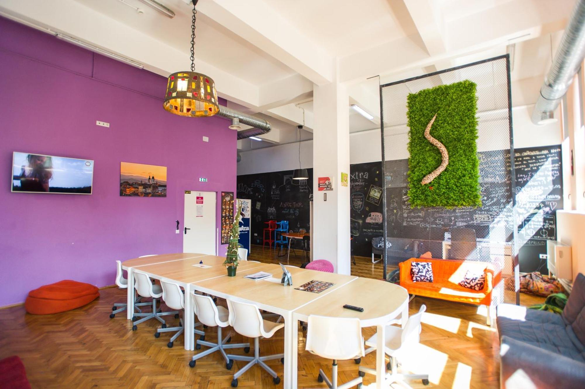 B13 Hostel Sibiu Ngoại thất bức ảnh