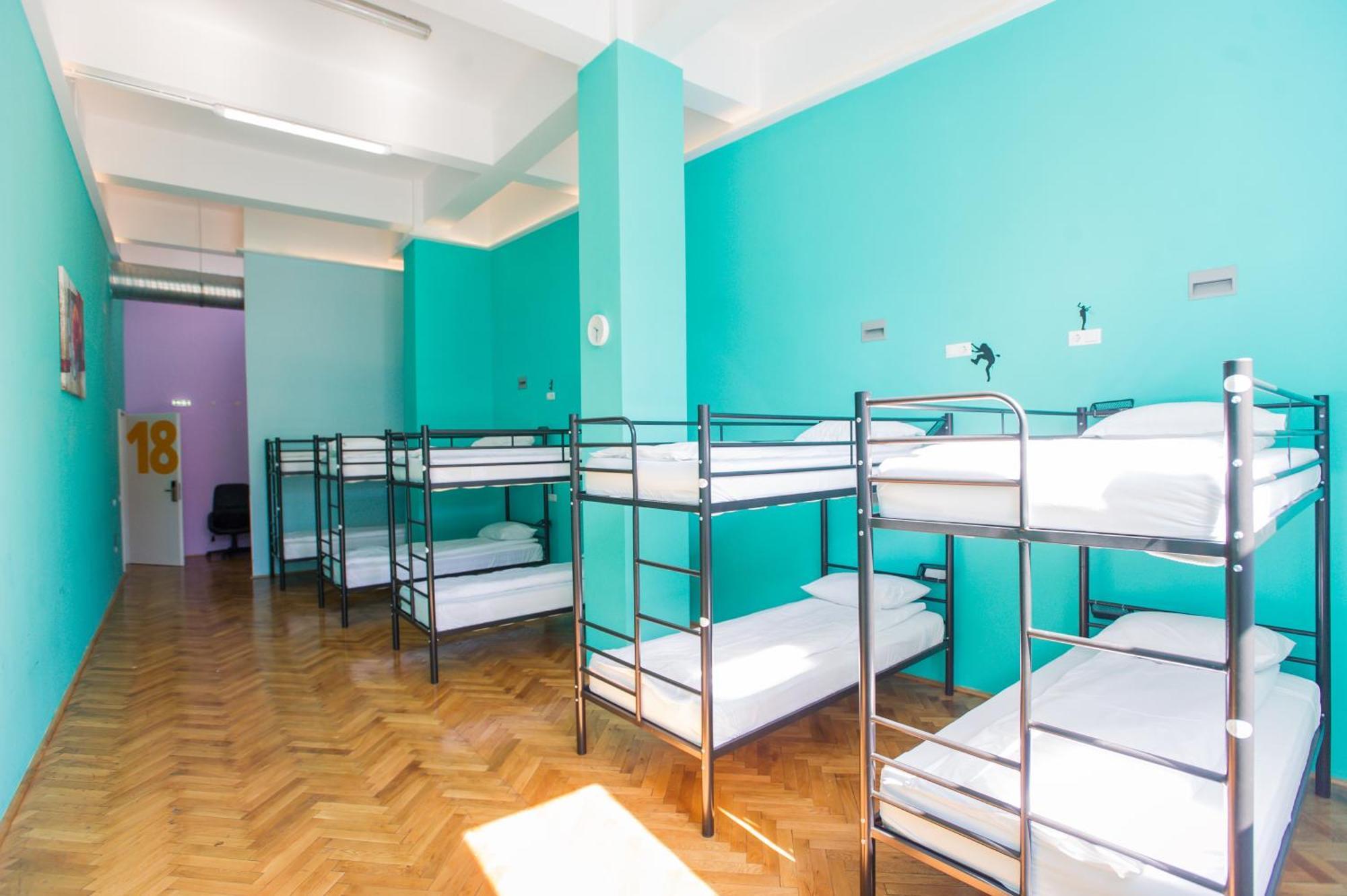 B13 Hostel Sibiu Ngoại thất bức ảnh