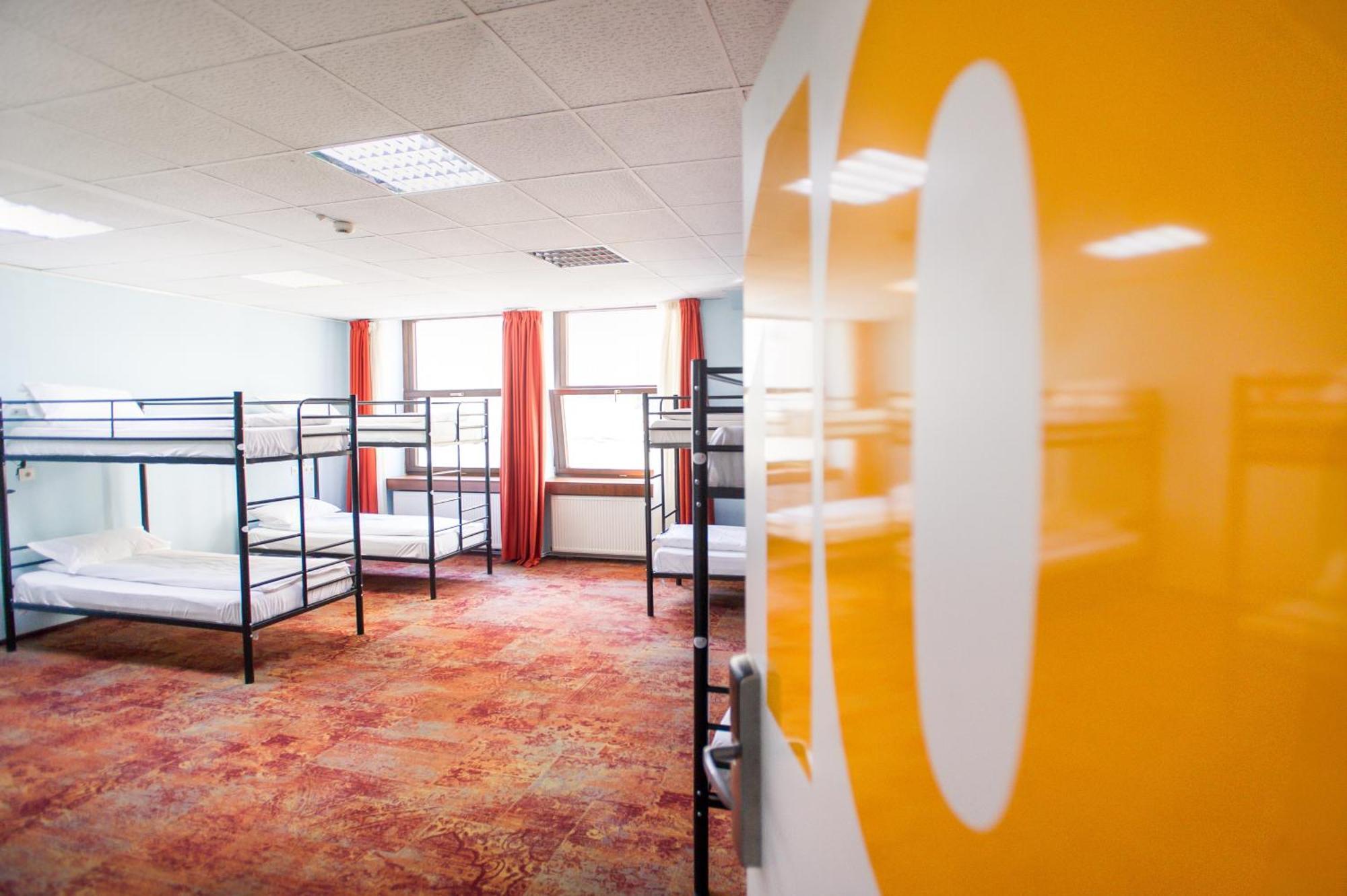 B13 Hostel Sibiu Ngoại thất bức ảnh